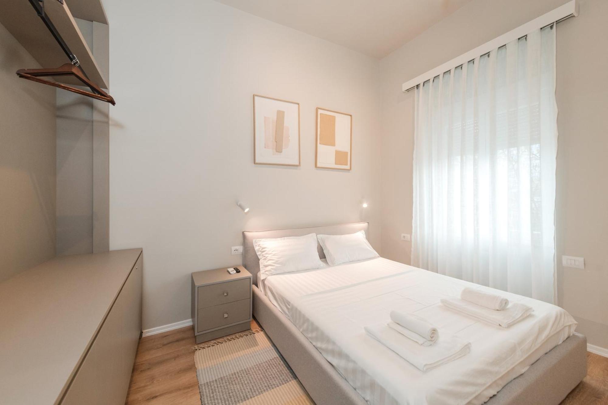 Downtown Delux Shallvaret Apartamento *